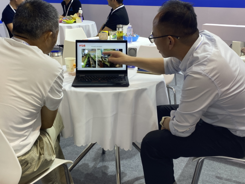 8ee6e7141c98f102abde4b280d2de31.png 8ee6e7141c98f102abde4b280d2de31.png